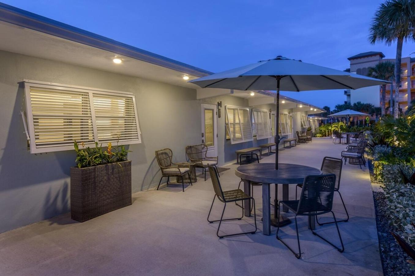 Boutique Vacation Rental Complex At Beach Cocoa Beach Ngoại thất bức ảnh