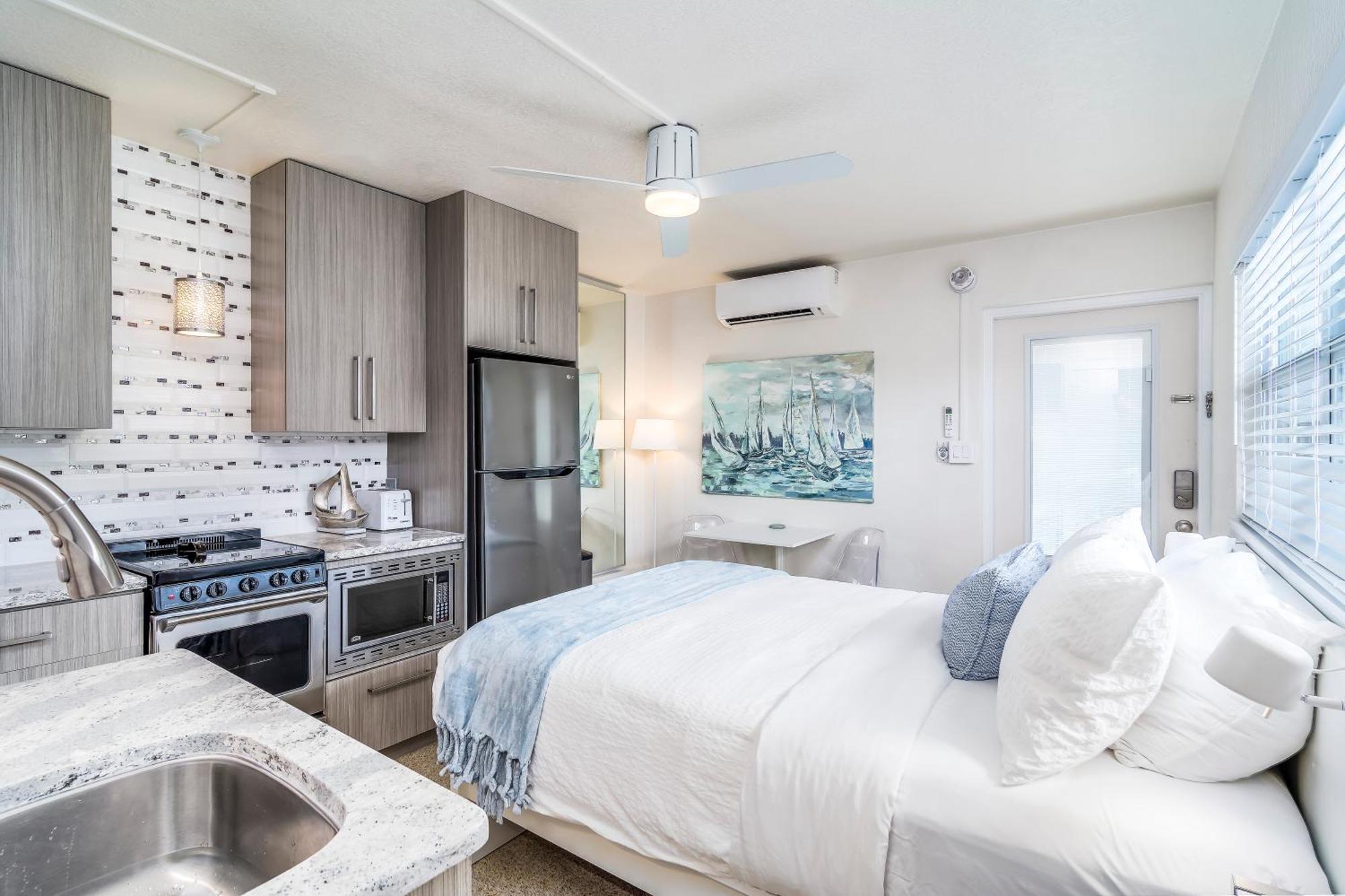 Boutique Vacation Rental Complex At Beach Cocoa Beach Ngoại thất bức ảnh